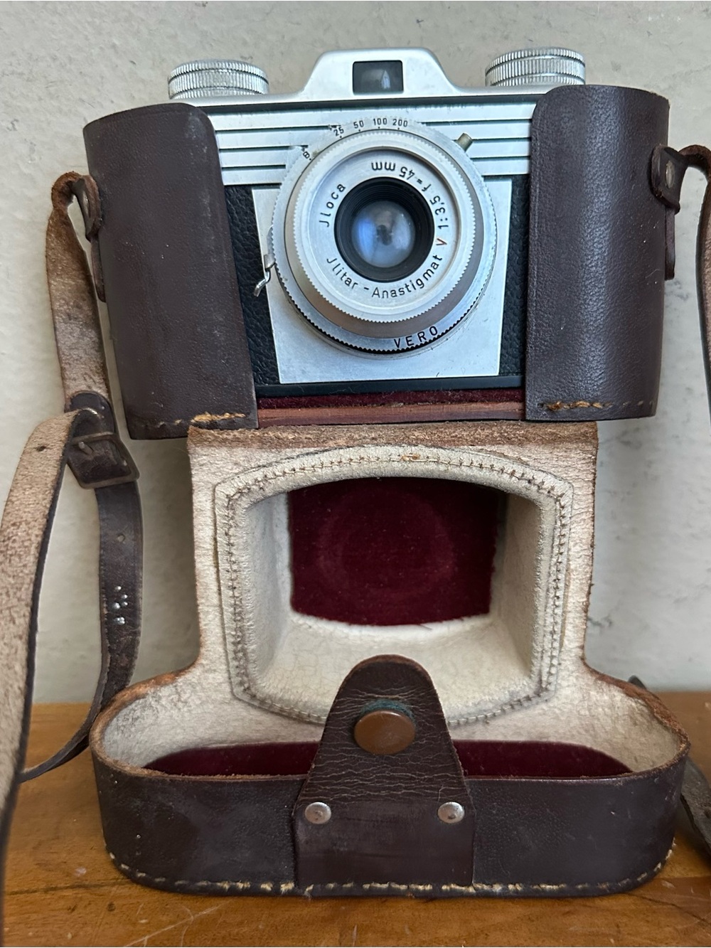 Iloca Quick-A 35mm Film Anastigmat V 45mm f/3.5 Vero Lens Camera w/Case Germany